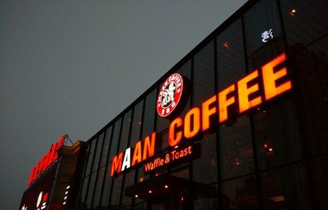 广告牌颜色搭配原则 方法[效果图]